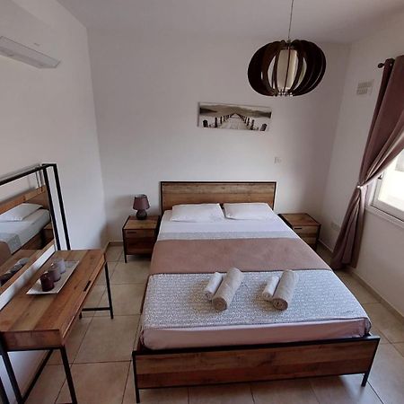 Joanne'S Cosy 1 Bdrm Apt パ フォス エクステリア 写真